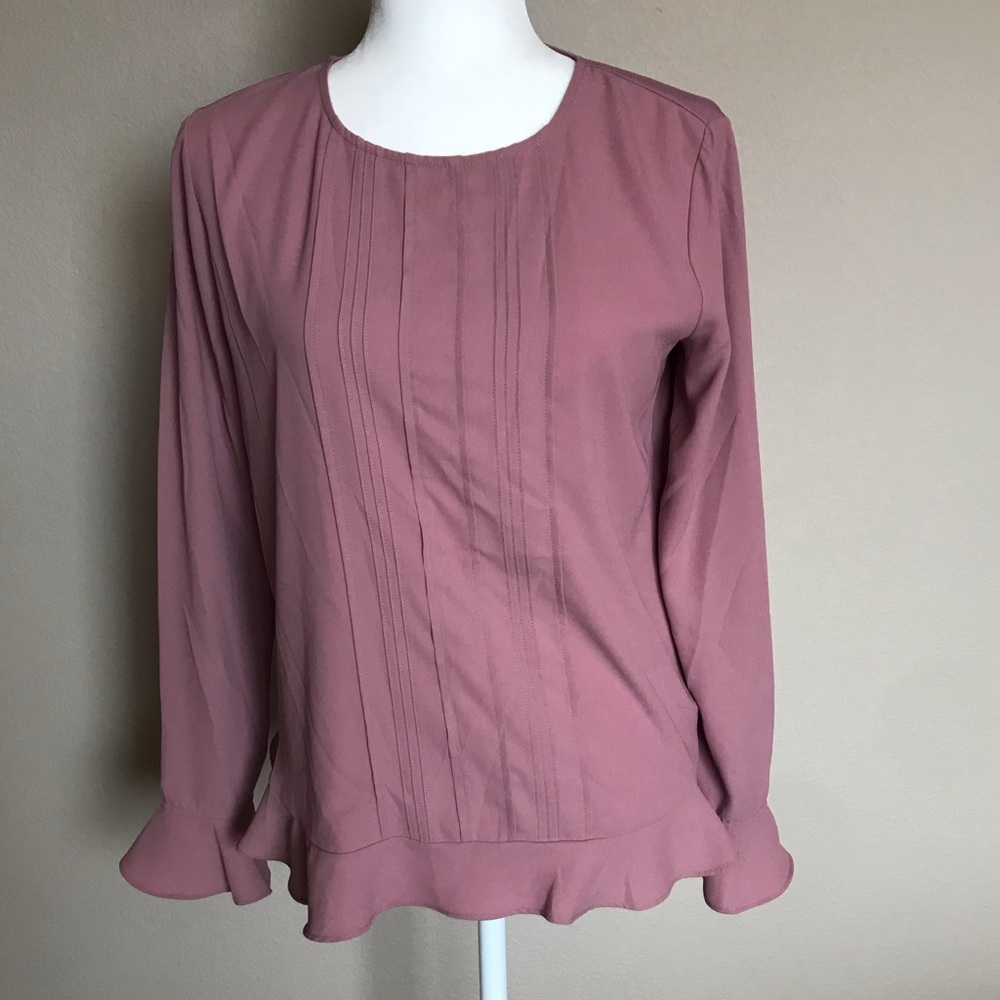 Ann Taylor long sleeve blouse ruffle trim